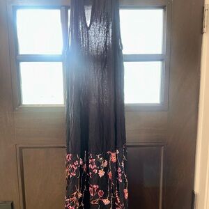 Elegant Black Floral Maxi Dress